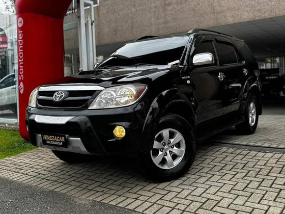 TOYOTA HILUX SW4 3.0 SRV 4X4 16V TURBO INTERCOOLER DIESEL 4P AUTOMÁTICO